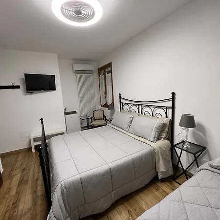 Il Castello Di Alberico Panzió